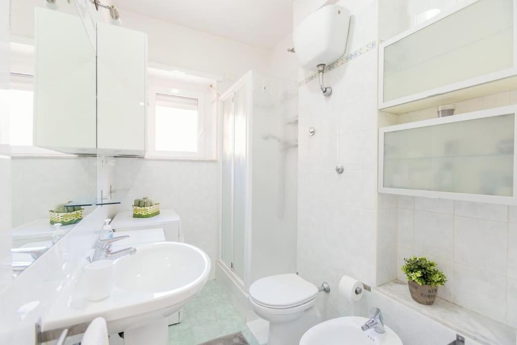 Apartment Casa Kalimera Vicino Metro A Turistica